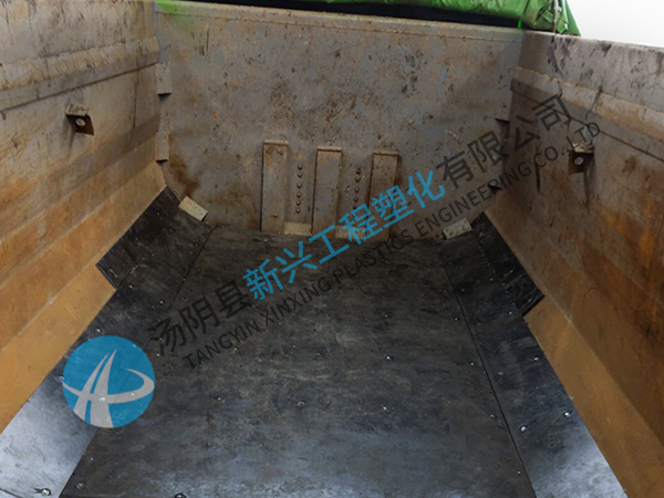 PE車廂襯板：經(jīng)濟(jì)高效的運(yùn)輸守護(hù)者